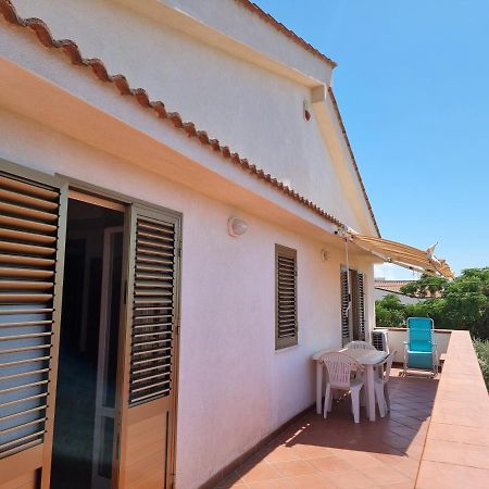 Villa Flora - With Sea View, 2 Minutes Walk To Beach Trappeto  Bagian luar foto