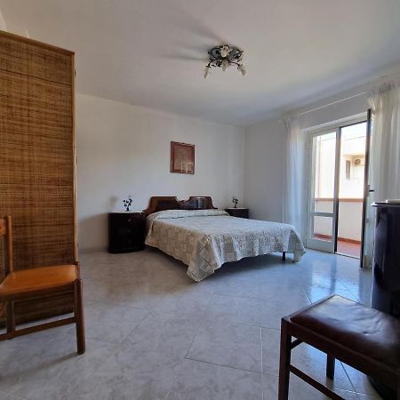 Villa Flora - With Sea View, 2 Minutes Walk To Beach Trappeto  Bagian luar foto