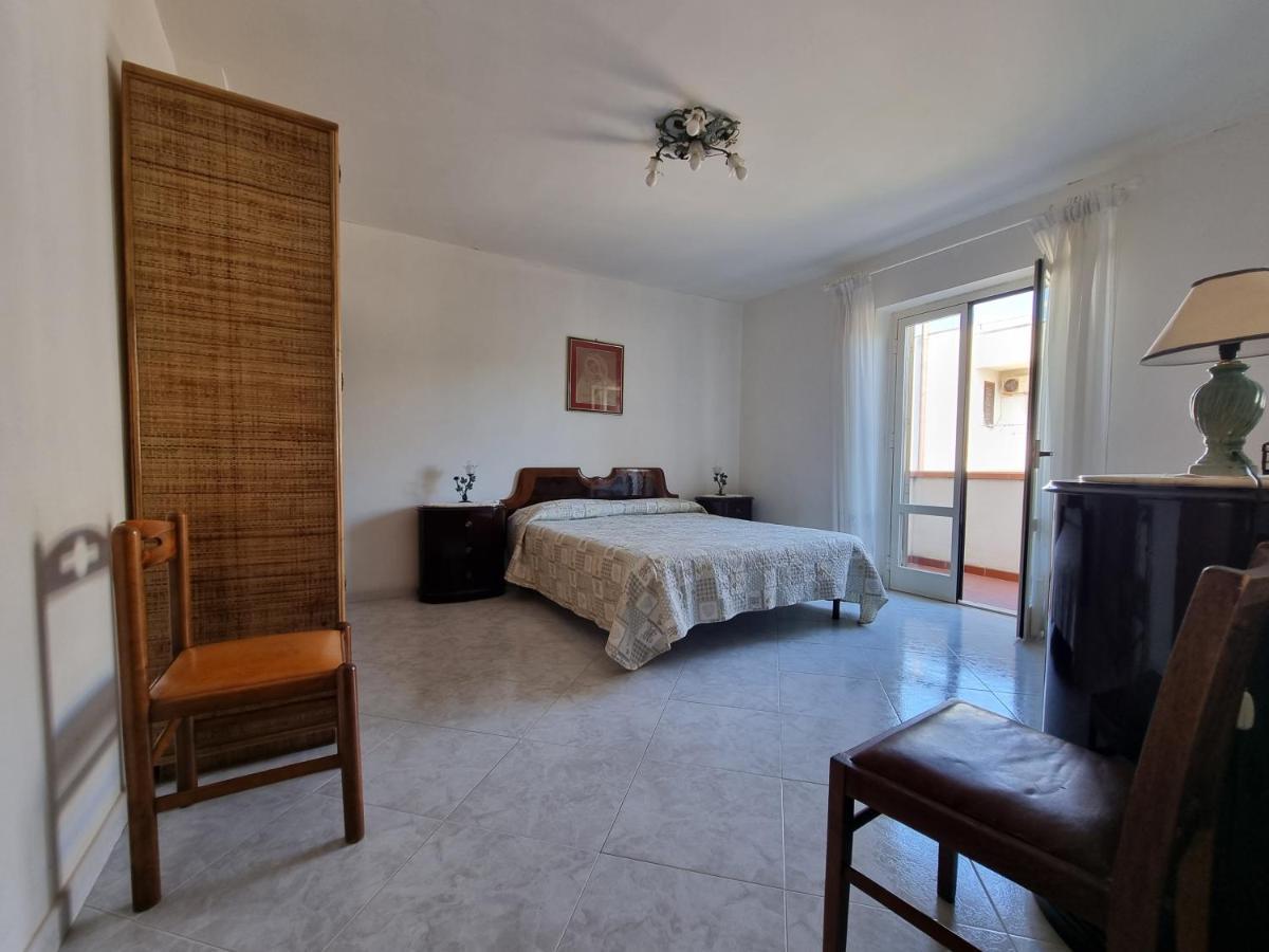 Villa Flora - With Sea View, 2 Minutes Walk To Beach Trappeto  Bagian luar foto